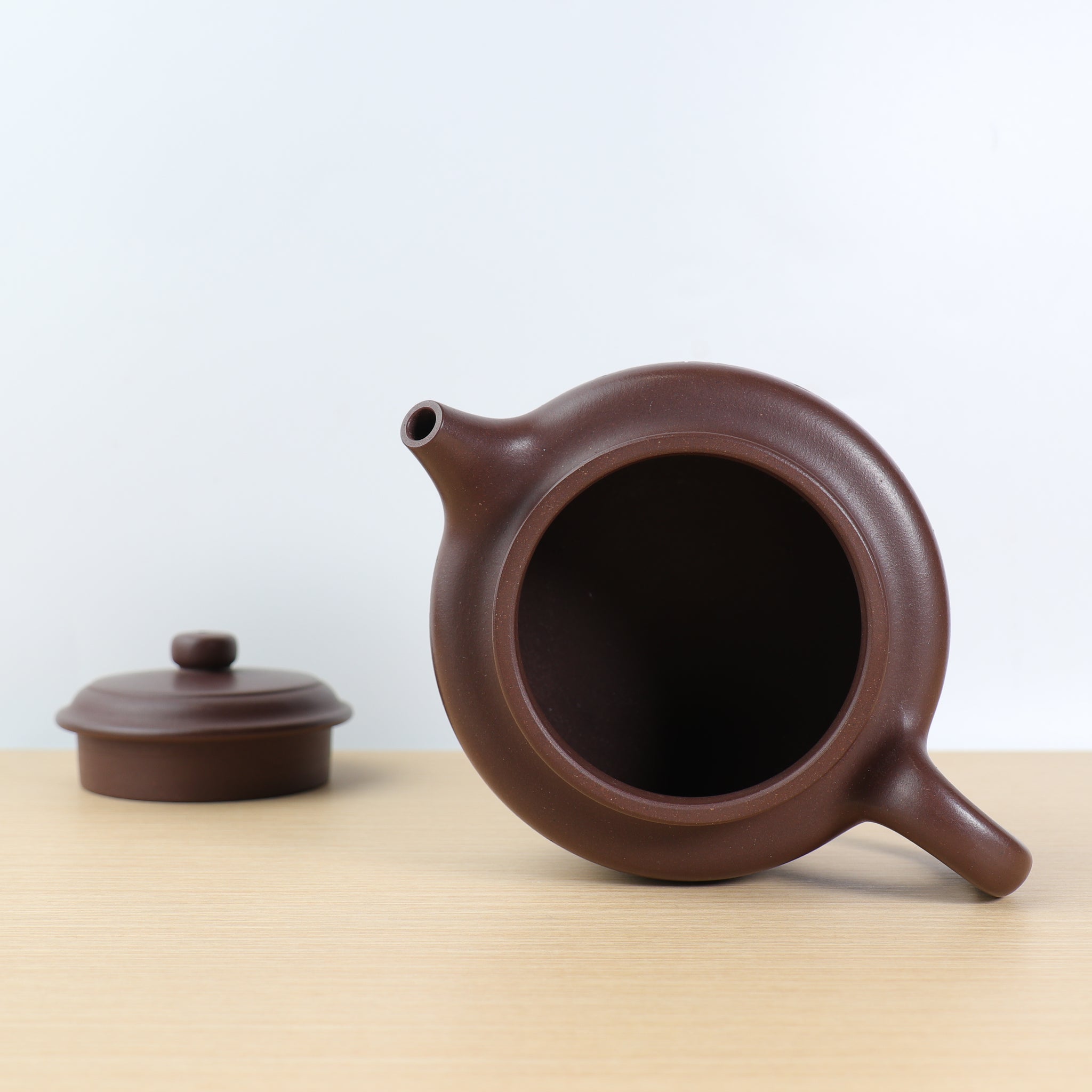 【De Zhong】Original old purple clay carved purple clay teapot 