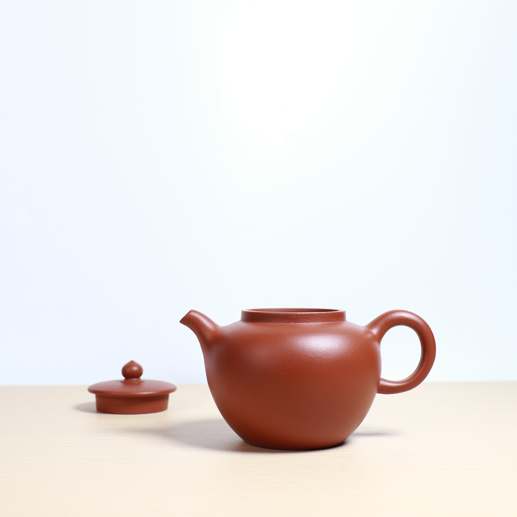 【Magic Lamp】Original red clay and simple purple sand teapot