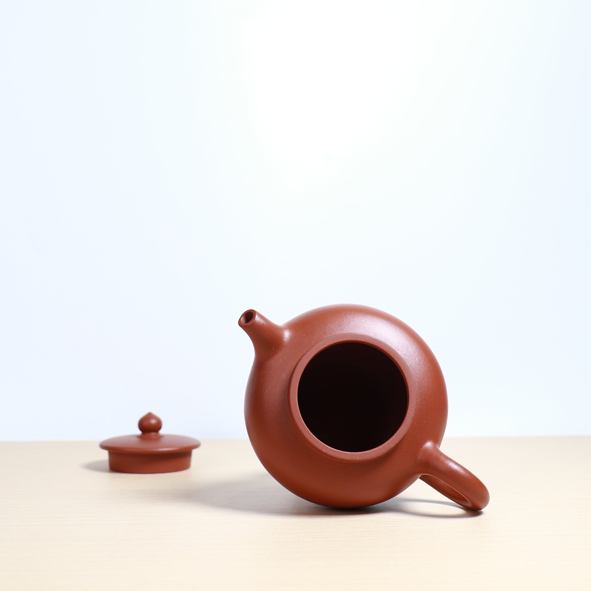 【Magic Lamp】Original red clay and simple purple sand teapot