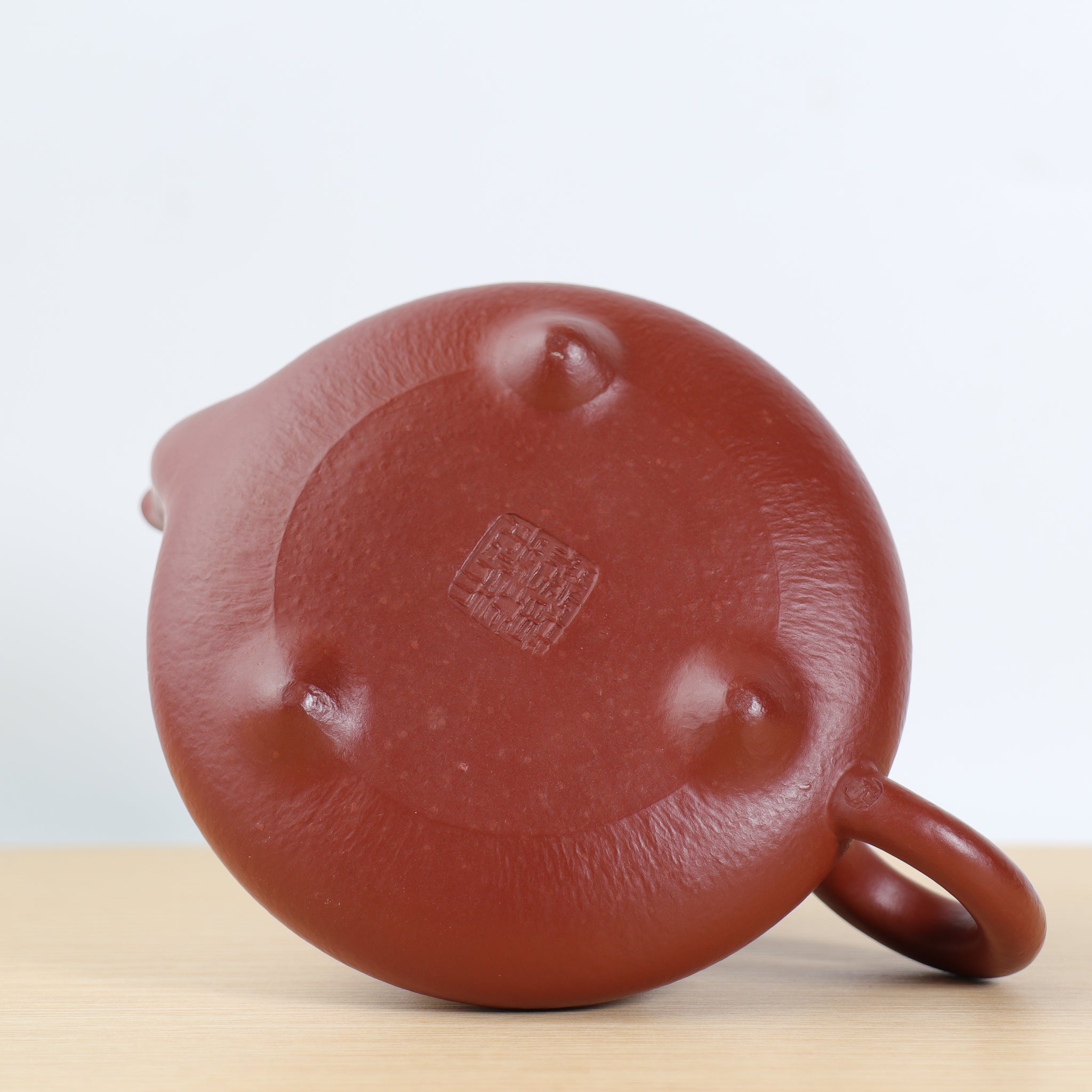 [Three-curved stone ladle teapot] Fully handmade raw mineral cinnabar mud and purple sand teapot