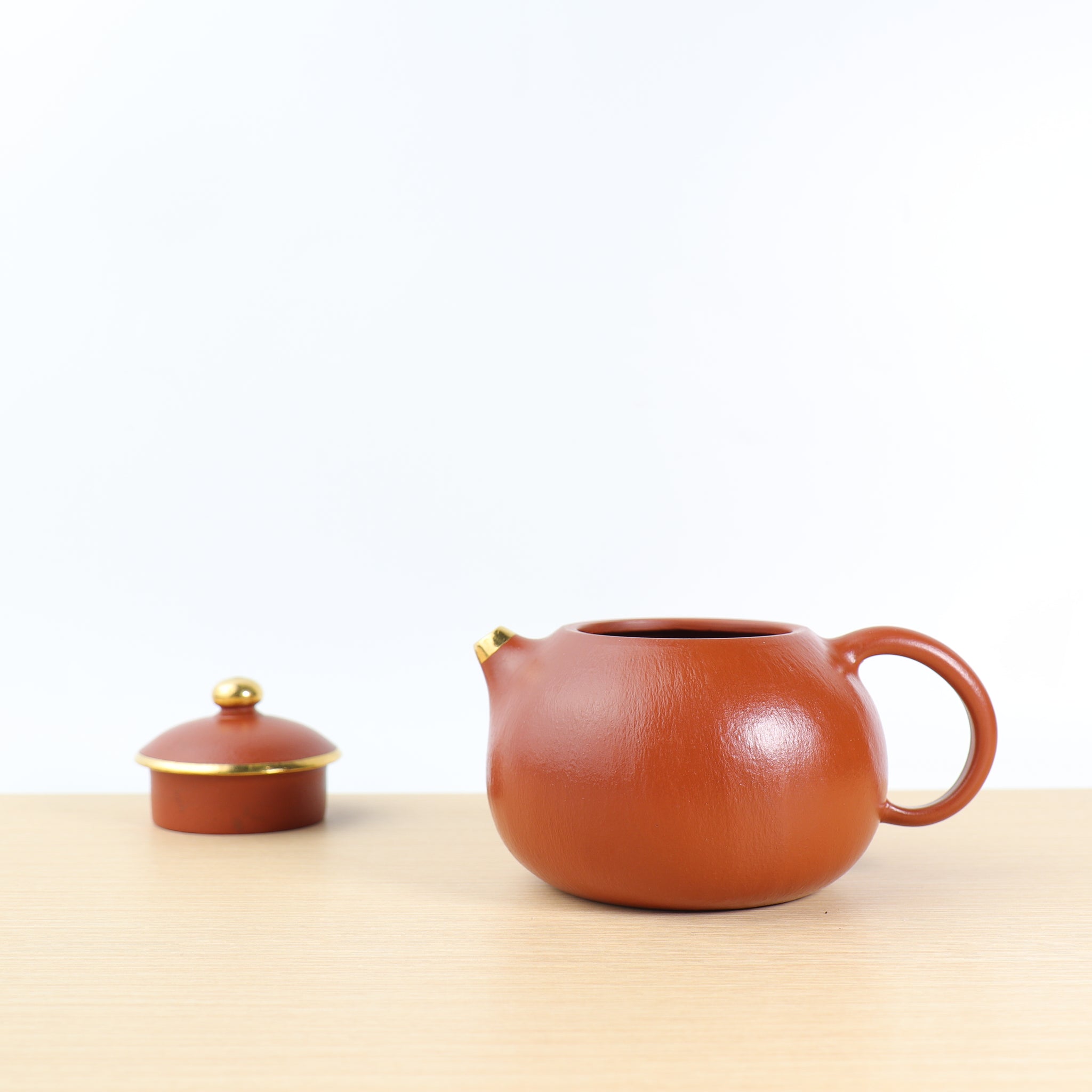 (Sold) *New product* [Mengchen model‧Wendan] Zhuni covered gold purple clay teapot