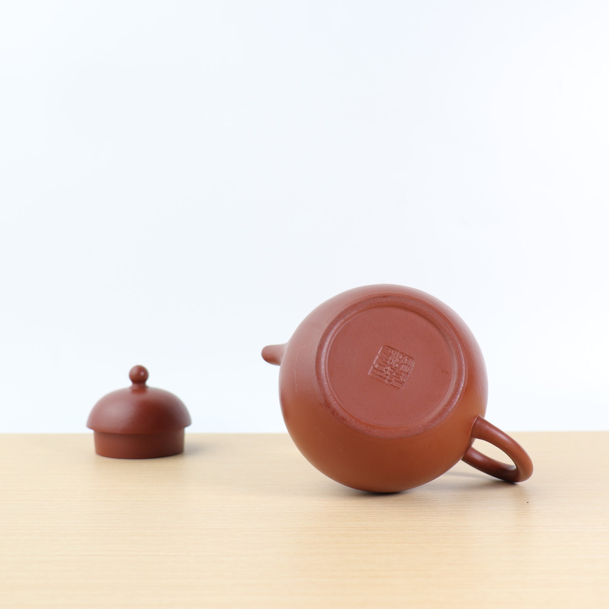 (Sold) *New Product* [Zhu Ni Xiaopin‧High Pear Shape] Fully Handmade Raw Mineral Cinnabar Ni Purple Clay Teapot