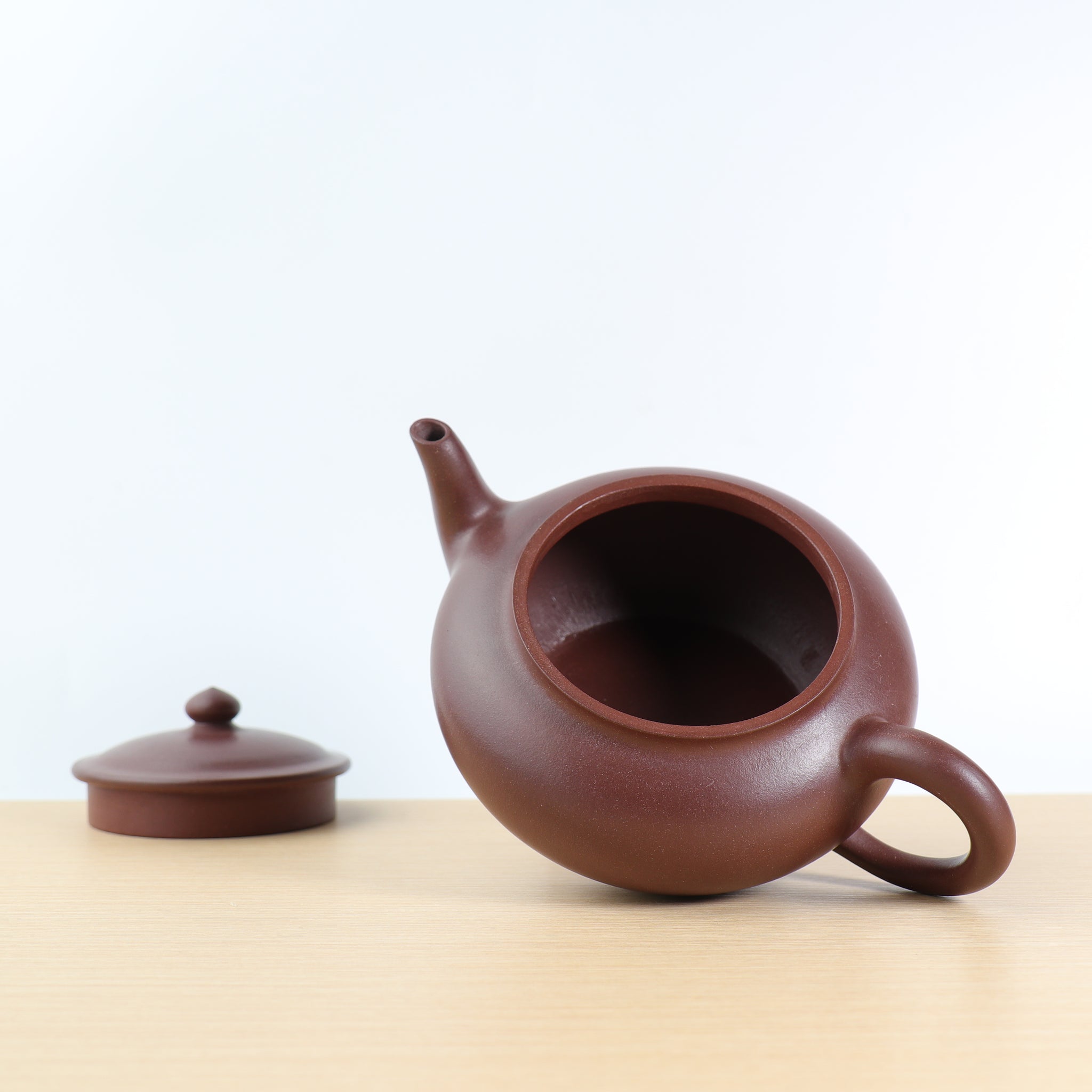 [Vegetarian Sakura Teapot] Fully handmade original ore bottom trough green and elegant purple sand teapot